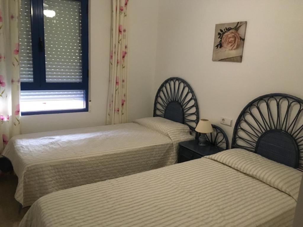 2-Bedroom And Living Room Apartment Near Campoamor Beach エクステリア 写真