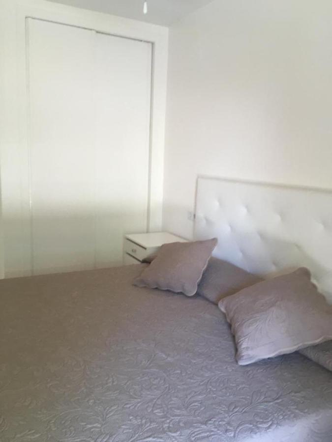 2-Bedroom And Living Room Apartment Near Campoamor Beach エクステリア 写真
