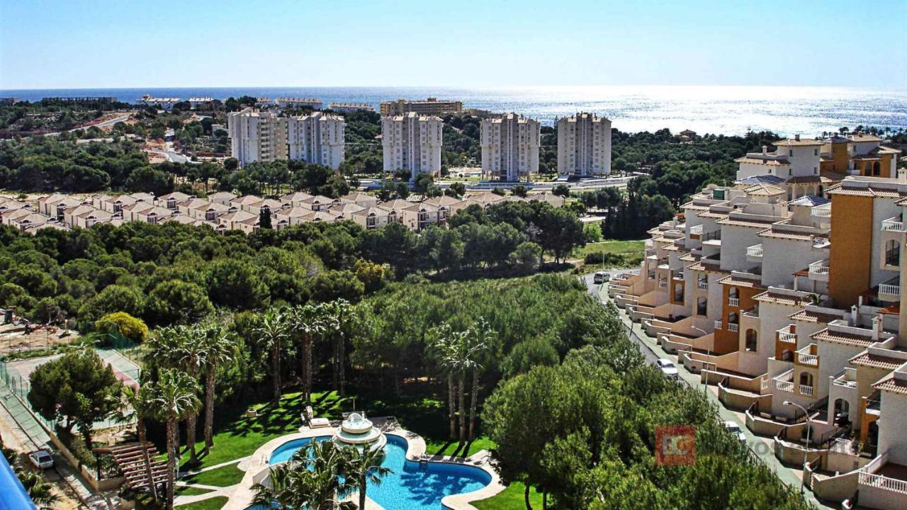 2-Bedroom And Living Room Apartment Near Campoamor Beach エクステリア 写真